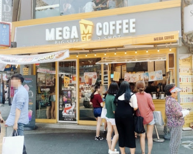 【안성/천안 메가커피창업】저렴한권리금/20평형의 홀도 넓은매장/초보창업/여성창업추