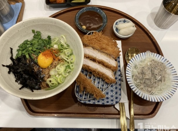 사진 4