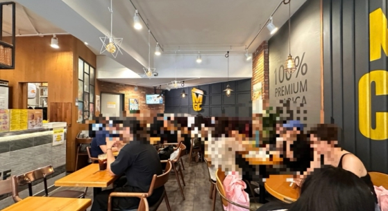 사진 2