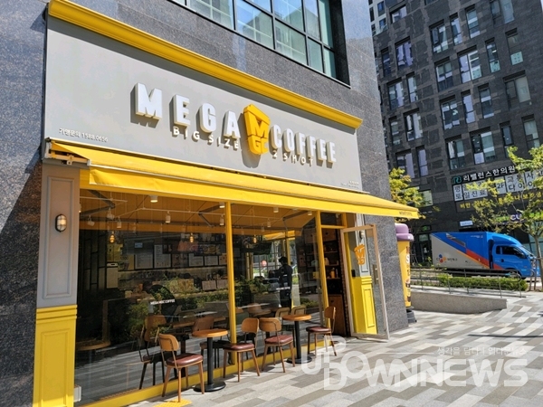 ★『세종 』《고매출 메가커피창업 》월순이익1100 만/ 유동인구多多
