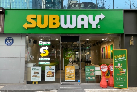★성남 서브웨이 창업★[월 5400만]풀오토/리뉴얼X/순수익천만/홀포장비율좋음